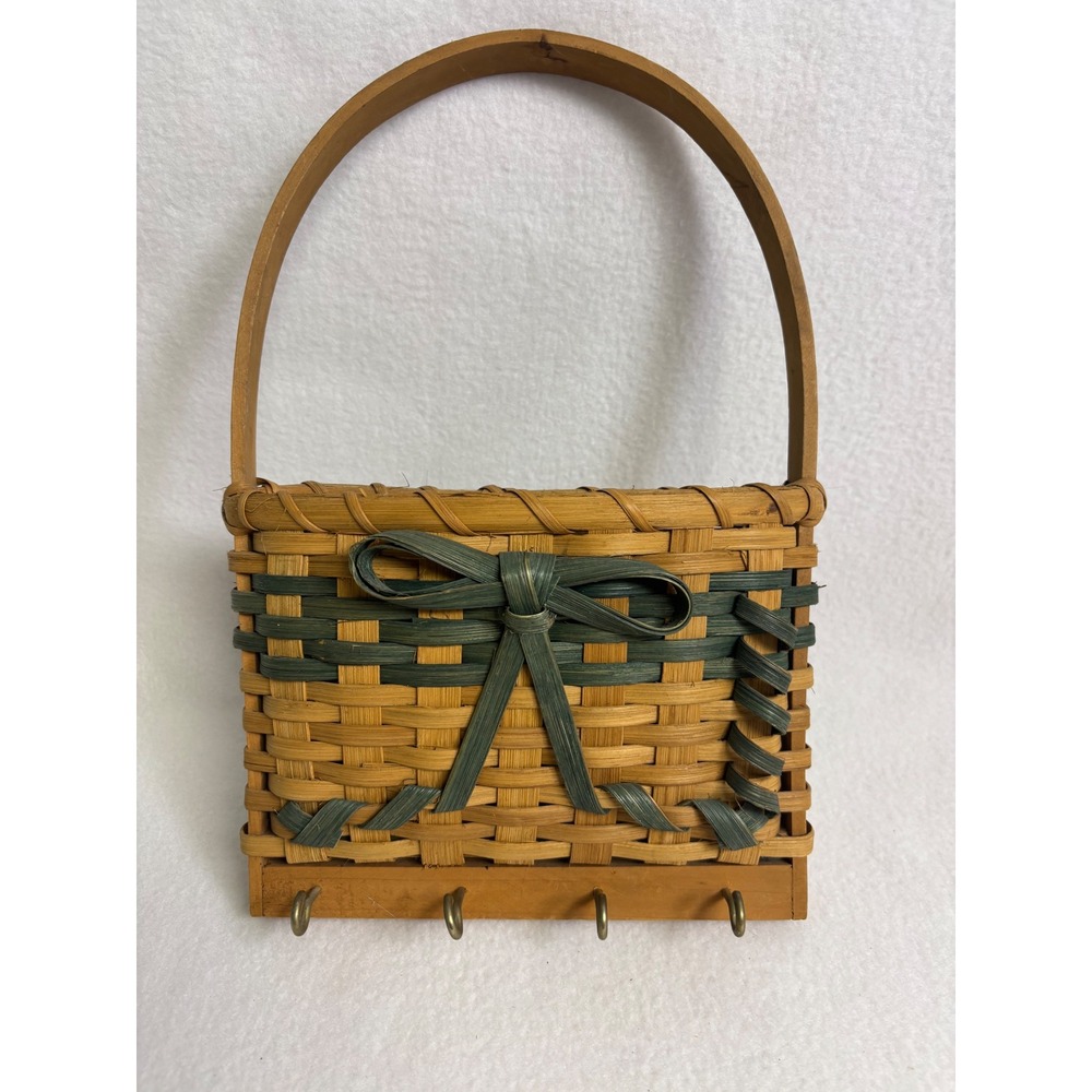 Cottagecore Brown Green Woven Wall Basket Key Holder Farmhouse Entryway Mudroom